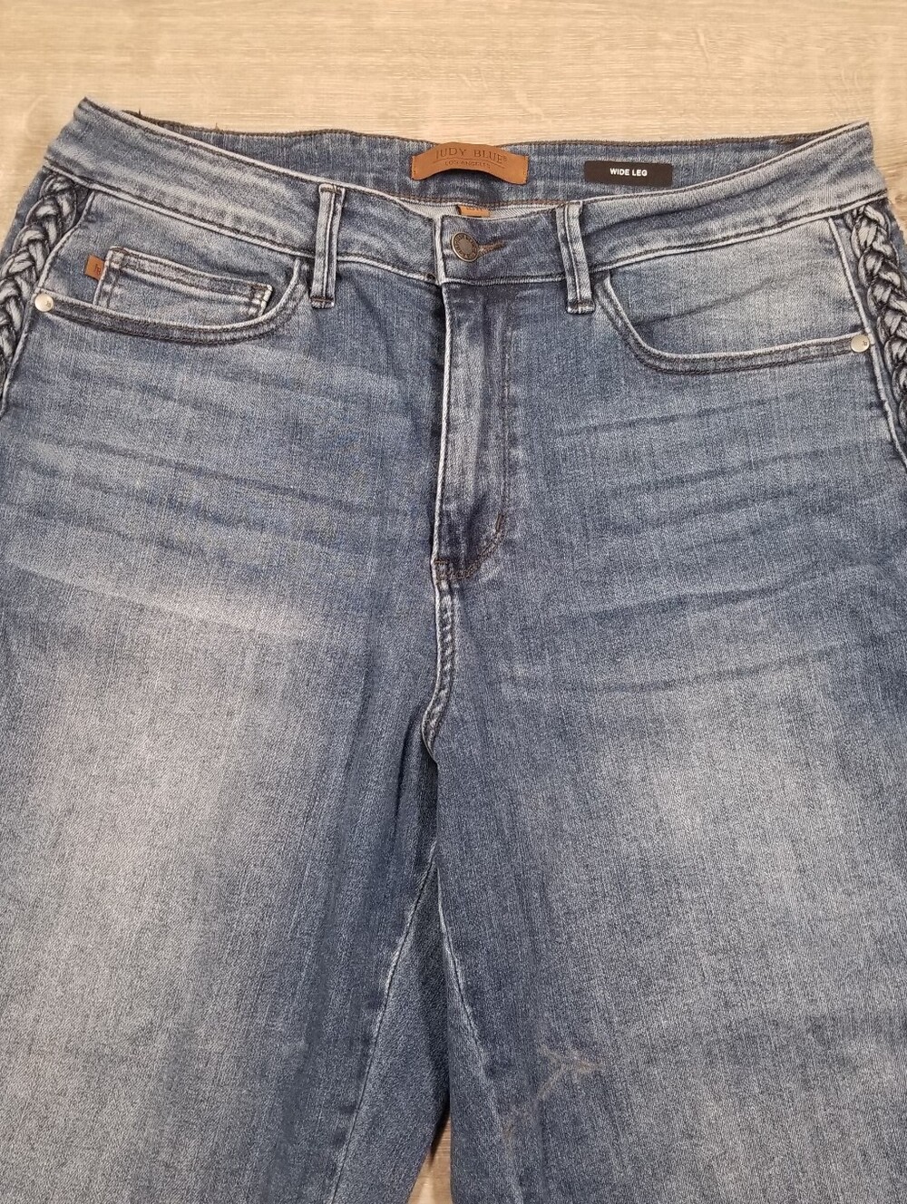Judy Blue Cropped Braided Jeans Womens Size 18W Wide Leg Stretch Denim 36x24 - Picture 2 of 9